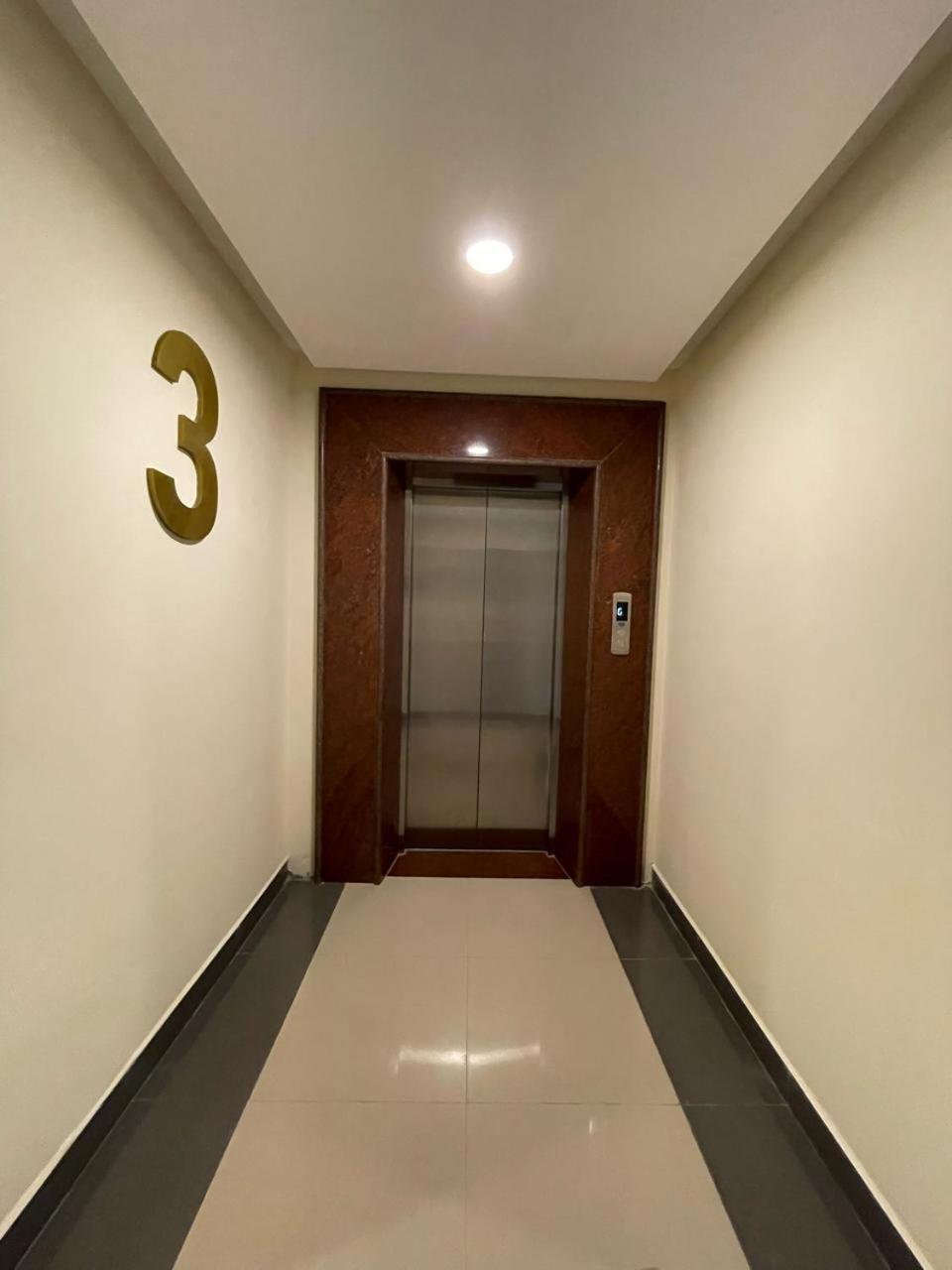 Hotel Deepakam Inn Палаккад Экстерьер фото