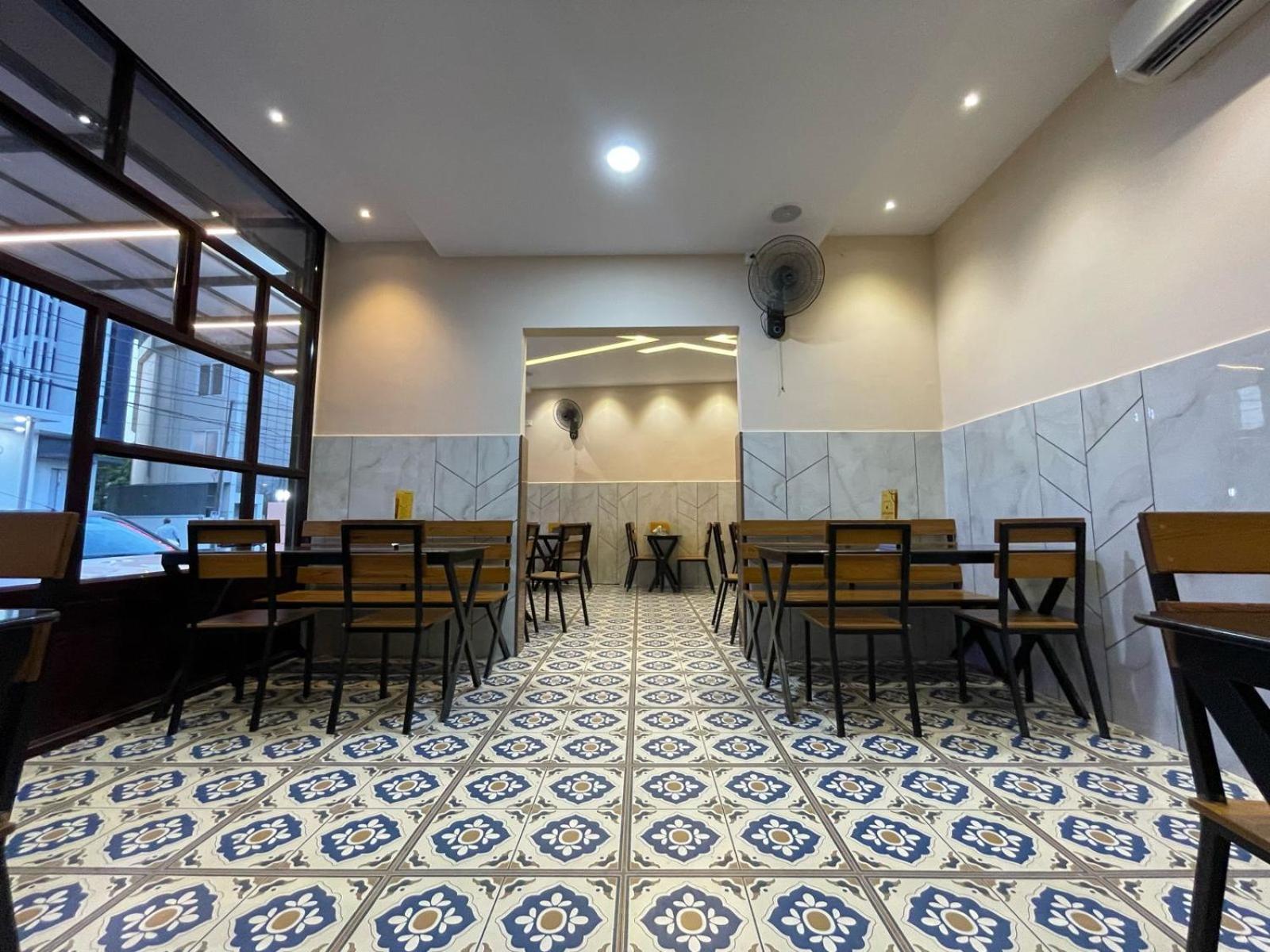 Hotel Deepakam Inn Палаккад Экстерьер фото